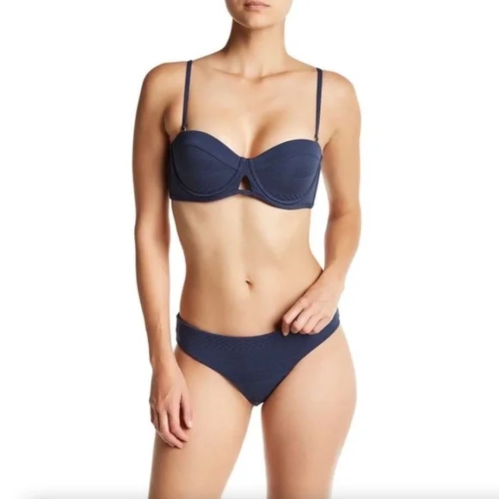 Tavik Womens Corsica Textured Swim TOP ONLY in Textured Ombre Blue Sz S